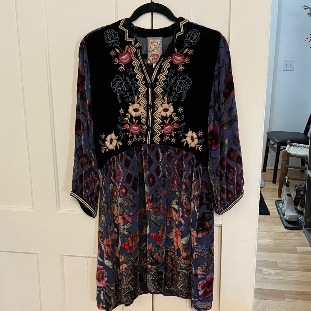 Johnny Was Black and Blue Silk Embroidered Dress